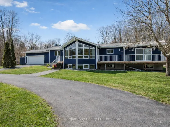 3 Oakdale Ct, Penetanguishene, ON L9M 2A5