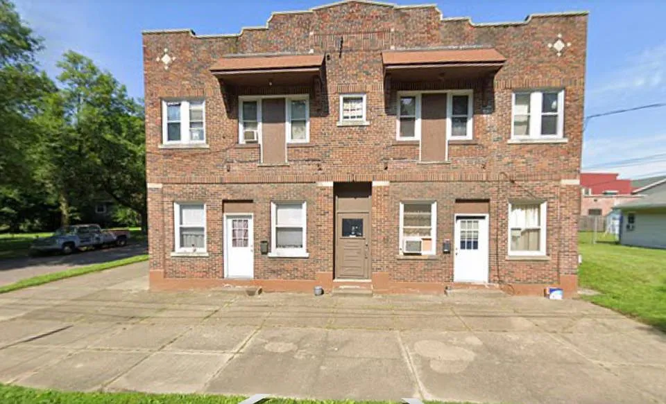910 Clement St #1
