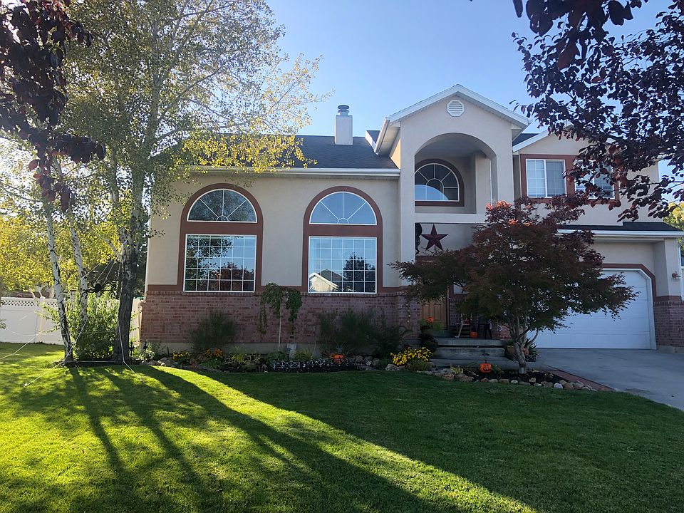 1st image of 10188 S Yorkshire Dr