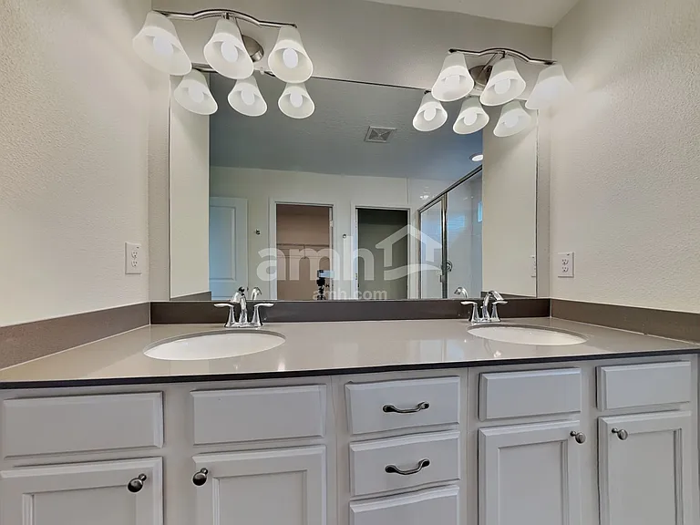 22486 Bellini Cir — Photo 16