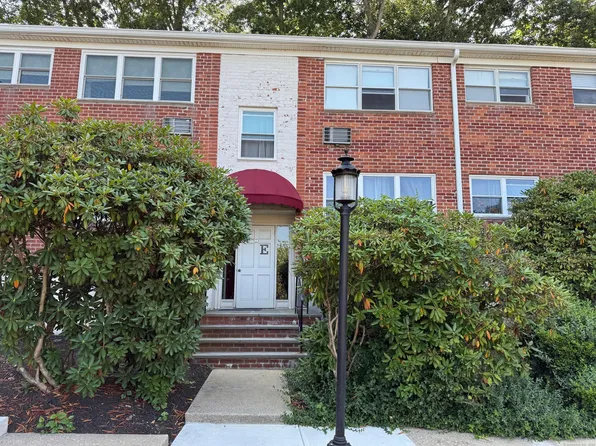 11 Bedford Avenue APT E4, Norwalk, CT 06850