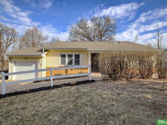 8610 Evans St, Omaha, NE 68134