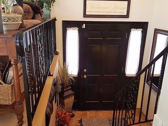 2nd image of 1021 Oak Ln