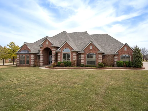 1412 Quail Lake Way, Mustang, OK 73064