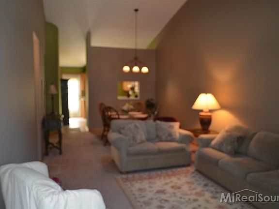 2nd image of 35917 Fierimonte Dr