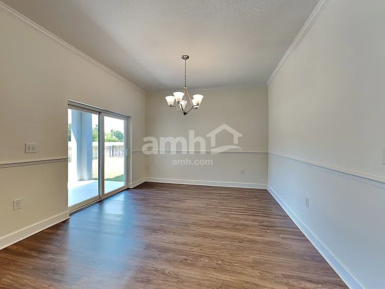 341 Pine Terrace Dr — Photo 4