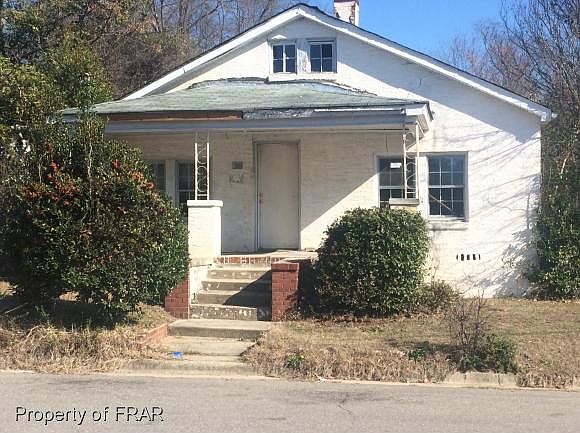 1st image of 720 Silk Ln