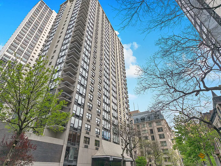 1313 N Ritchie Ct #2405 — Photo 1