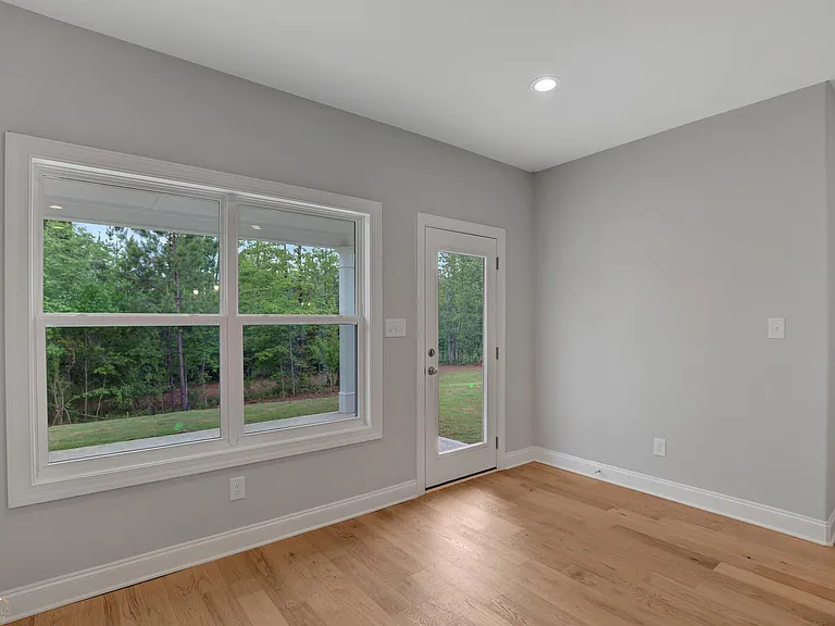395 Chasewood Ln — Photo 16