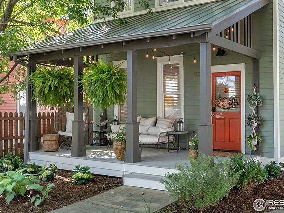3rd image of 1037 Katy Ln