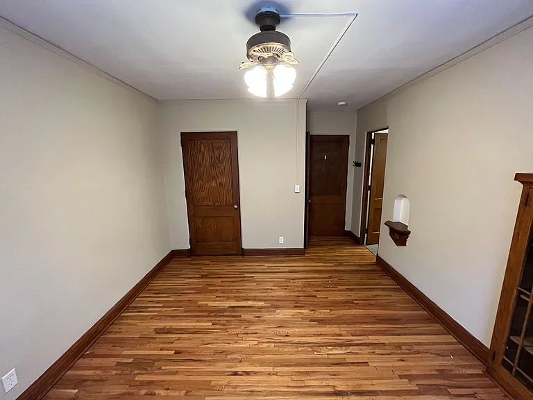 995 Grand Ave — Photo 47