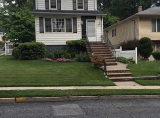 736 Bruce St, Ridgefield, NJ 07657