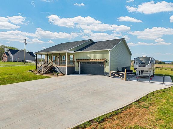3rd image of 2571 Wildcat Rd