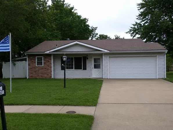 9926 W 88th Ter, Overland Park, KS 66212