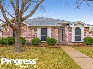 2013 Creek Royal Dr, Mesquite, TX 75181