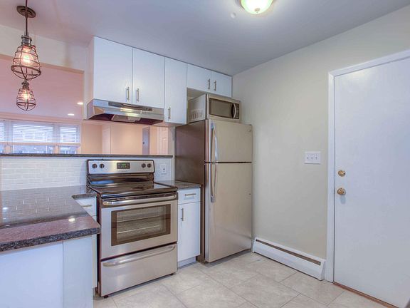 5th image of 5 E Golf Club Ln APT A1