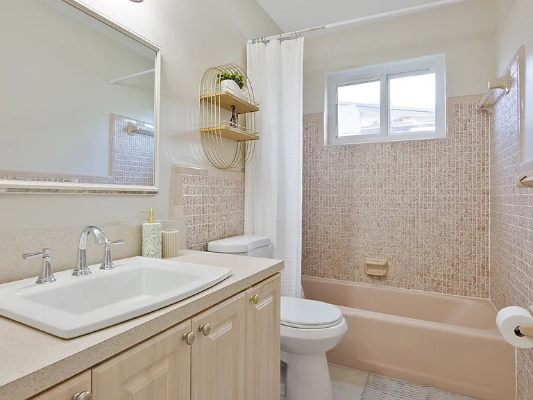 609 S Crescent Dr — Photo 6