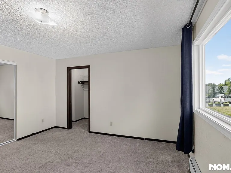 8317 Jewel Lake Rd #B — Photo 25