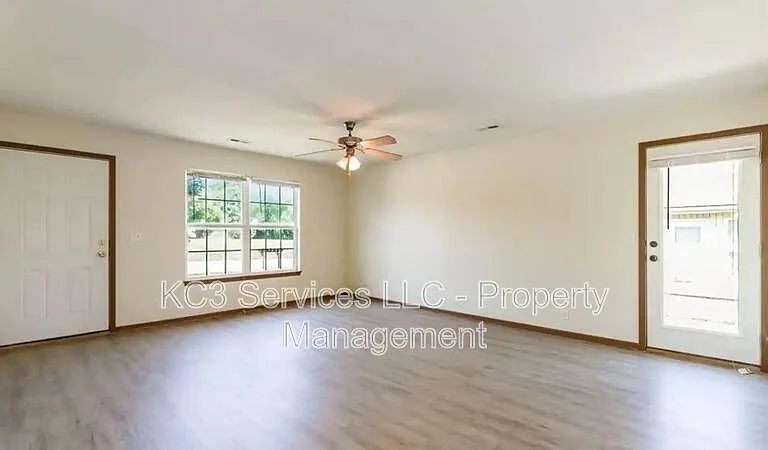 307 Dauphine St — Photo 3