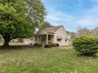 908 Jones Ave, Grandview, MO 64030