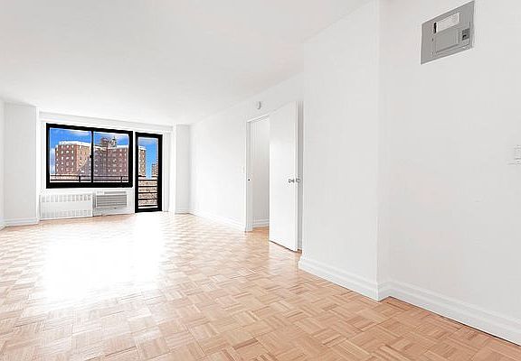 4th image of 2186 5th Ave APT 8J