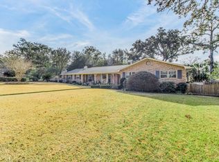 35 Sugarberry Rd, Pensacola, FL 32514