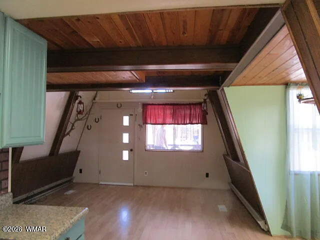 547 E White Mountain Blvd — Photo 8