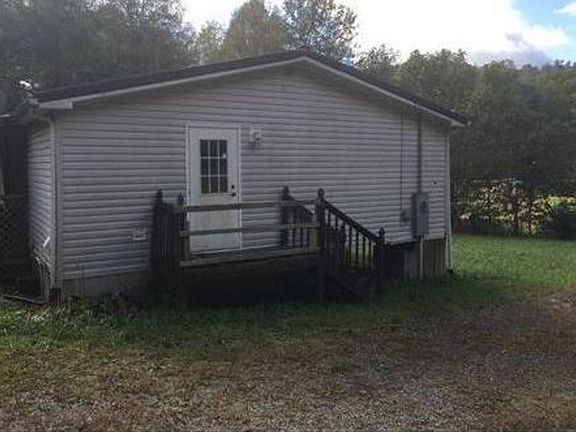 3rd image of 698 Greer Dr