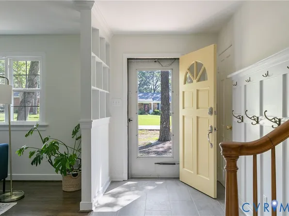200 Stanmore Rd, North Chesterfield, VA 23236