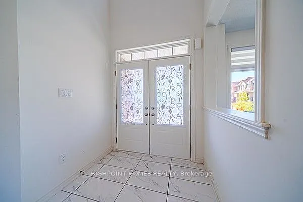 512 Trevor St — Photo 3