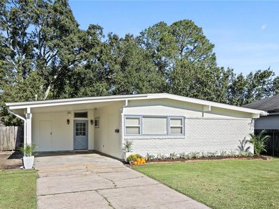 604 Moss Ln, River Ridge, LA, 70123