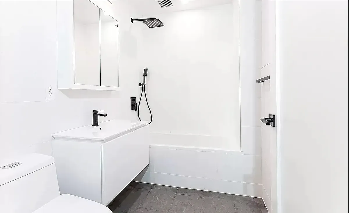 Building Photo - 241 W 75th St #17