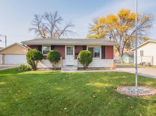 1205 21st St S, Fargo, ND 58103