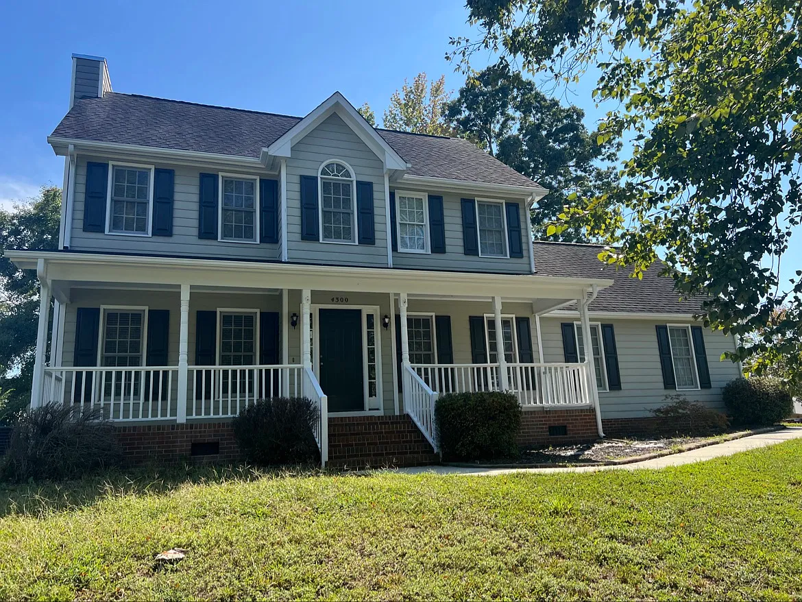 3 bed, 2.5 bath, 1626 sqft, $1,875 — Photo 1