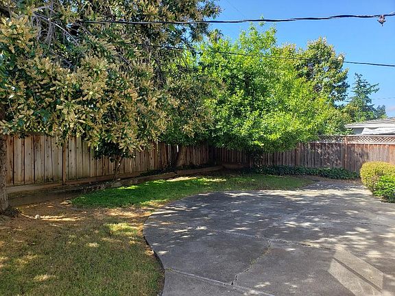 2nd image of 1770 Balsa Ave