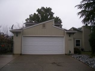 1548 Woodside Meadows Ct, Redding, CA 96002