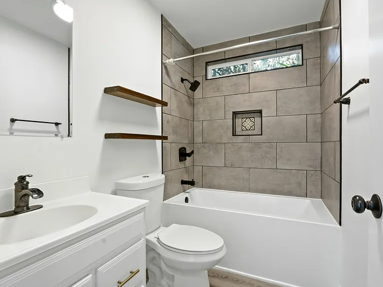 4826 Hub St #1 — Photo 12