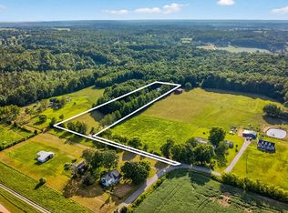 1222 Smith Thompson Rd, Bethpage, TN 37022