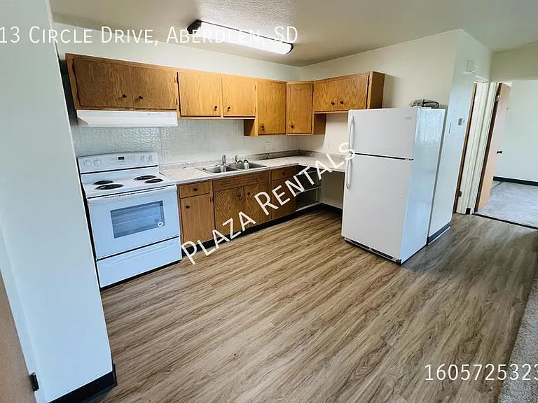 2120 3rd Ave SE #4 — Photo 1