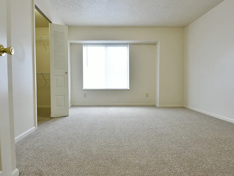 Heatherwood Apartments — Photo 55