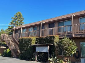 225 Melrose Ave, Encinitas, CA