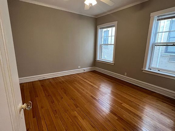 3rd image of 1509 Hinman Ave #1509-135-1W