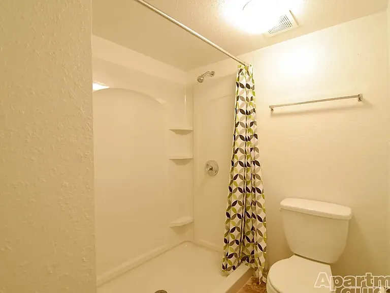 Red Bay Apartment Complex — Photo 33
