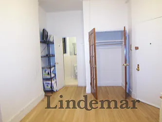 Rented by Lindemar LLC