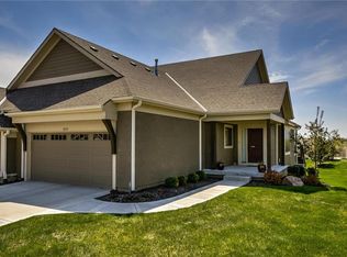 11572 Waterford Dr, Olathe, KS 66061