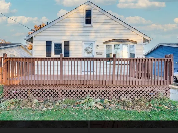 2319 E 38th Ct, Des Moines, IA 50317