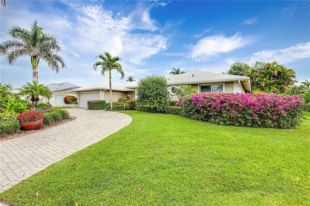 4 bed, 3.0 bath, 2693 sqft, $23,000 — Photo 3