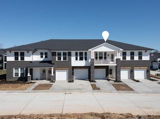 560 Tristan Ln, Florence, KY 41042