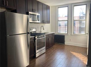 7130 68th Pl, Ridgewood, NY 11385