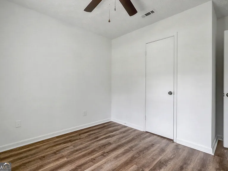 608 S Jeff Davis Dr — Photo 33